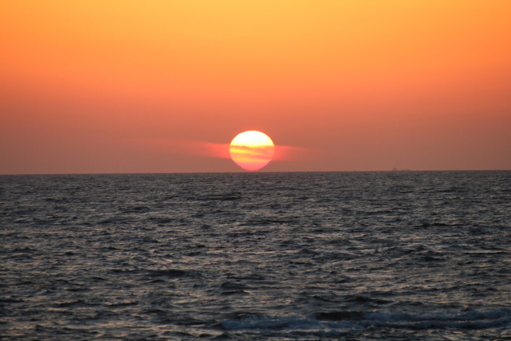 海に沈む夕日