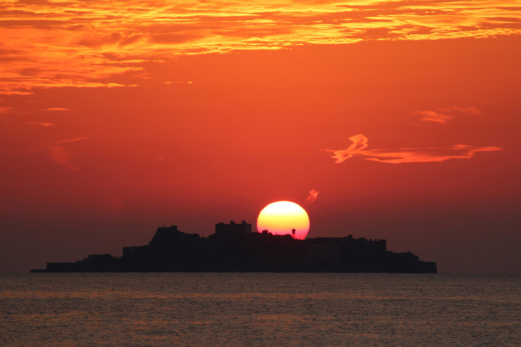 軍艦島の夕日